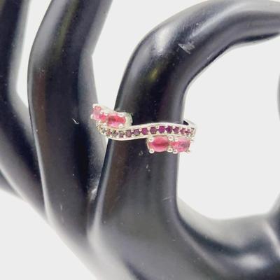 .925 SILVER & RUBY RING SIZE 7