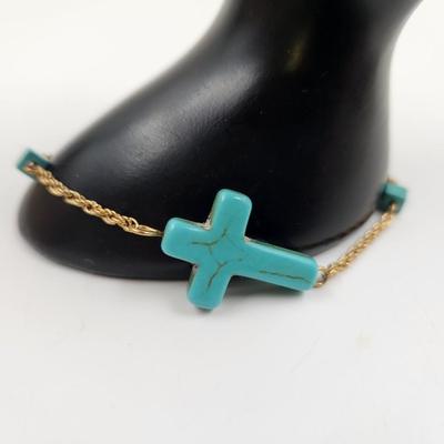 HAND CRAFTED TURQUOISE BRACELET