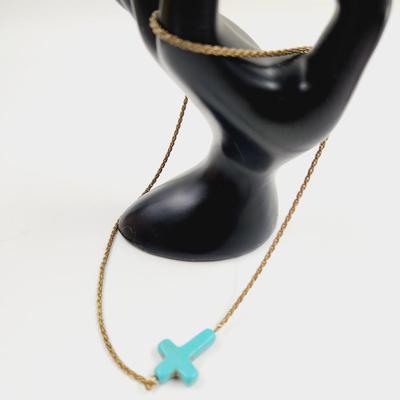 HAND CRAFTED TURQUOISE NECKLACE