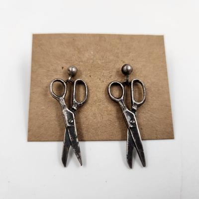 .925 SILVER CUTE SCISSOR EARRINGS