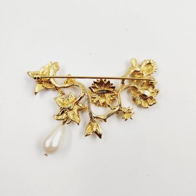 GARDEN OF EDEN AVON BROOCH