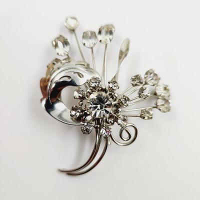 VINTAGE RHINESTONE FLOWER BOUQUET BROOCH