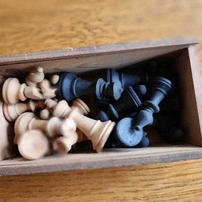 Vintage Hand-Carved Wood Chess Set with Lidded Box