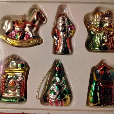 6 Mini Metal Ornaments