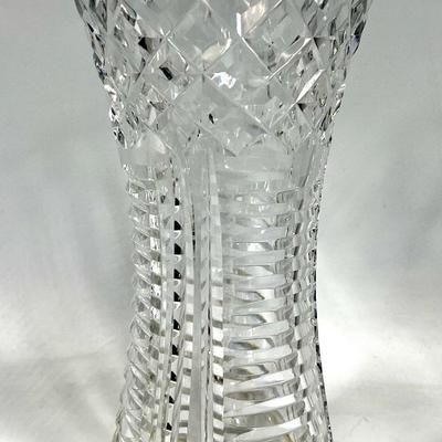 Crystal clear glass patterned vase