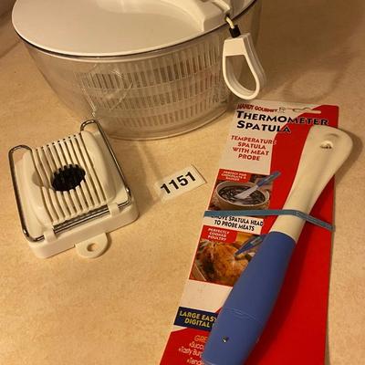 Salad spinner, egg cutter and temperature spatula