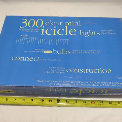 BRAND NEW CLEAR MINI ICICLE LIGHTS