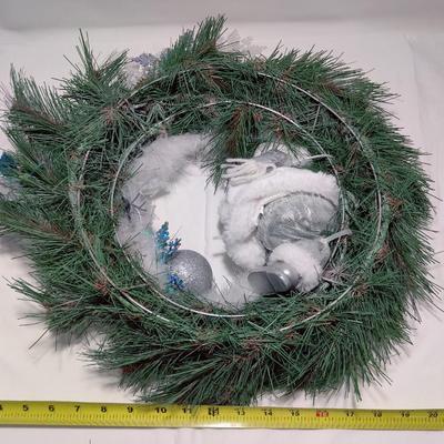 ADORABLE SNOWY SNOWMAN HOLIDAY WREATH