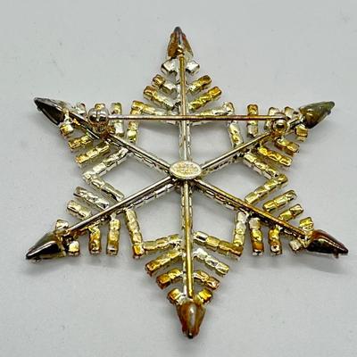 LOT 75: Kirk's Folly Aspen Snowflake Pin
