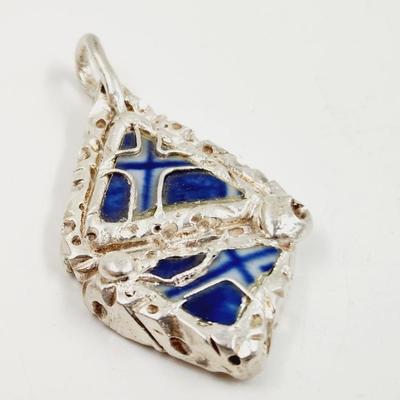 BEAUTIFUL STERLING SILVER & GLASS HAND CRAFTED PENDANT