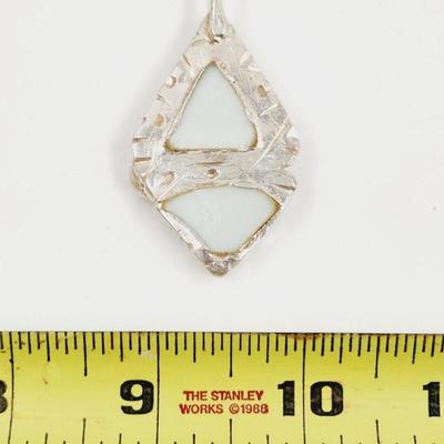 BEAUTIFUL STERLING SILVER & GLASS HAND CRAFTED PENDANT