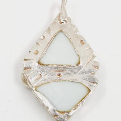 BEAUTIFUL STERLING SILVER & GLASS HAND CRAFTED PENDANT