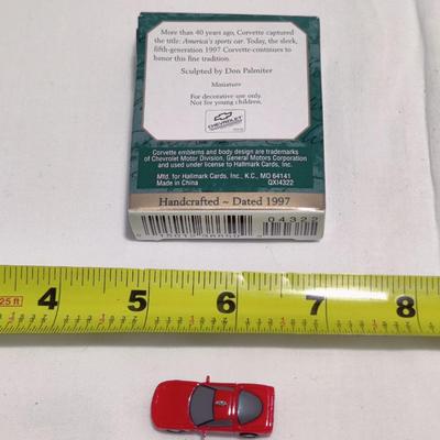 1997 MINIATURE RED CORVETTE HALLMARK KEEPSAKE ORNAMENT