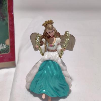 2000 BARBIE ANGEL OF JOY HALLMARK KEEPSAKE ORNAMENT