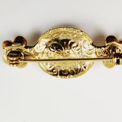 BEAUTIFUL VINTAGE GOLD TONED, PINK & BLUE STONES BROOCH