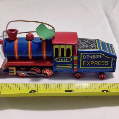 VINTAGE SCHYLLING DB EXPRESS STEAM TRAIN TIN TOY ORNAMENT