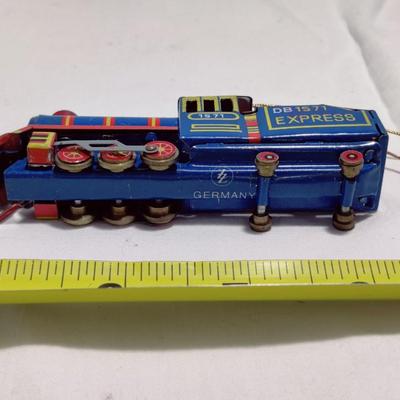 VINTAGE SCHYLLING DB EXPRESS STEAM TRAIN TIN TOY ORNAMENT