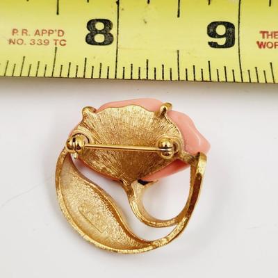 VINTAGE AVON LUCITE & CORAL GOLD TONED  BROOCH