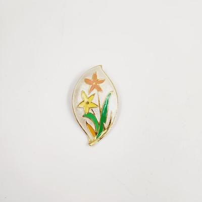 PARK LANE "ENAMELED LILLIES" GOLD TONED BROOCH