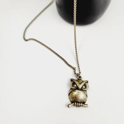 CUTE ANTIQUE BRUSHED METAL OWL NECKLACE