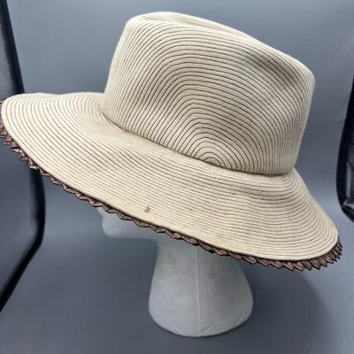 Vintage Adolfo New York Paris The French Room Marshall Field & Company Cream Weaved Sun Hat