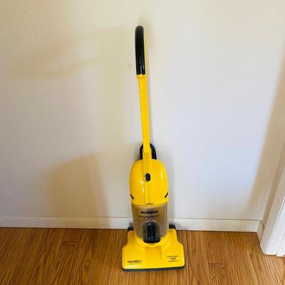 Hoover and Eureka Vacuums (CR-SL)