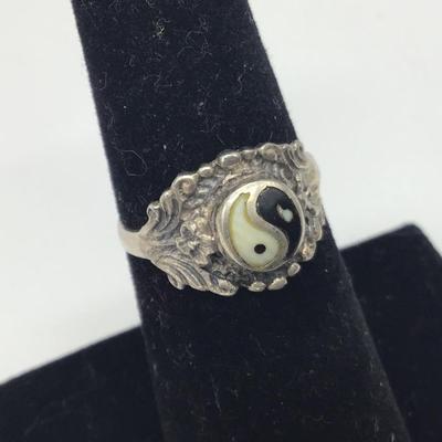 Vintage  925 silver Ying Yang Ring