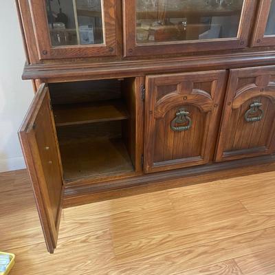 Dark Wood China Cabinet (DR-AW)