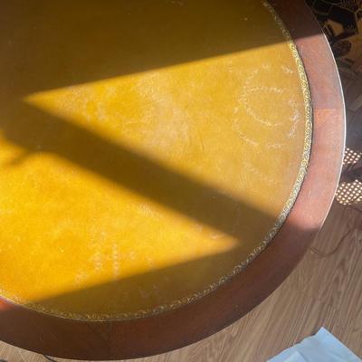 Light Brown Pedestal Table (DR-AW)