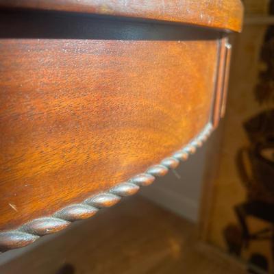Light Brown Pedestal Table (DR-AW)