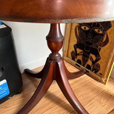 Light Brown Pedestal Table (DR-AW)