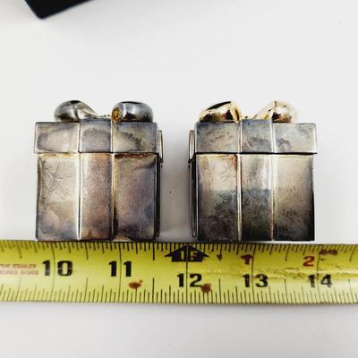 NEIMAN MARCUS SILVER PLATED GODINGER SALT & PEPPER SHAKERS WITH GREEN VELVET BOX