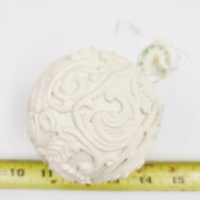 VINTAGE PAPYRUS DETAILED WHITE CHRISTMAS ORNAMENT