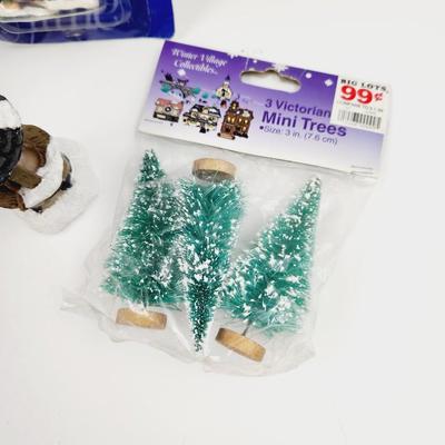 CHRISTMAS VILLAGE EXTRAS BUNDLE