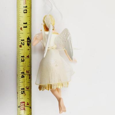 HALLMARK KEEPSAKE THE WONDER OF CHRISTMAS HOLIDAY ANGEL ORNAMENT