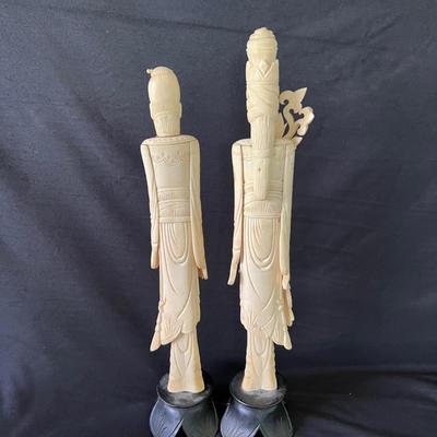 Two Chinese Statues  (BR1-EJ)