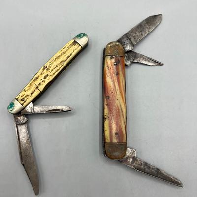 Pair of Retro Foldable Pocket Knives