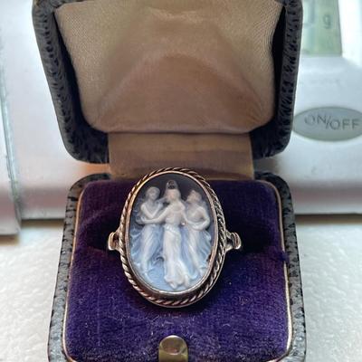 Antique Sterling & Blue & White Cameo Ring