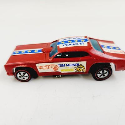 1969 HOT WHEELS PLYMOUTH DUSTER FUNNY CAR TOM MCEWEN REDLINE