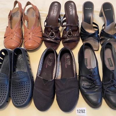 Shoes 9 Size