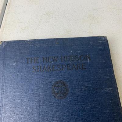 #13 Heap O' Livin' and The New Hudson Shakespeare