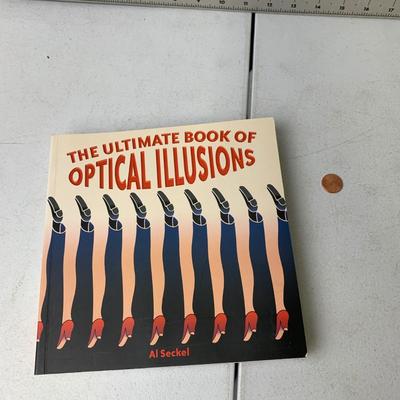 #265 The Ultimate Book of Optical Illusions