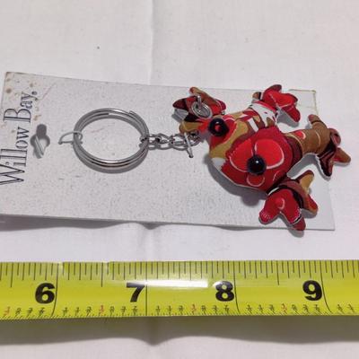 WILLOW BAY SAND FILLED FROG KEYCHAIN