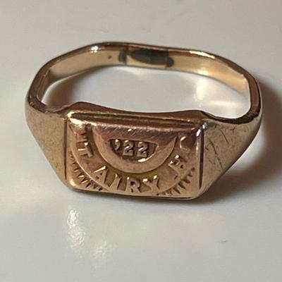 10k -1922 Mt. Airy High School Ring  4 grams