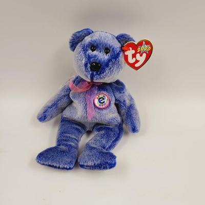 TY BEANIE BABY PERIWINKLE COLLECTABLE BEAR
