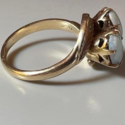 14k & Opal Ring