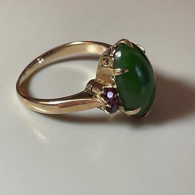14k Jade & sapphire Ring