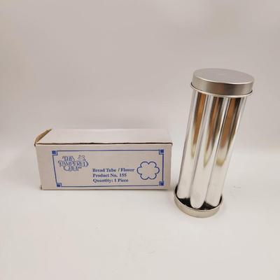 PAMPERED CHEF METAL BREAD TUBE - NEW