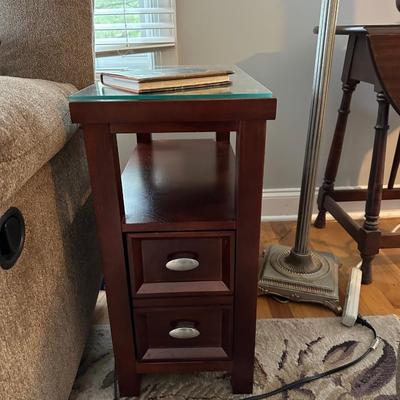 Wood side table with two drawers