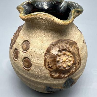 Vintage Brutalist Mid Century Modern Clay Pottery Ruffled Lip Flower Vase